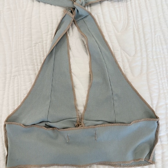 Seam Detail Crop Top Size XS New - Picture 6 of 7